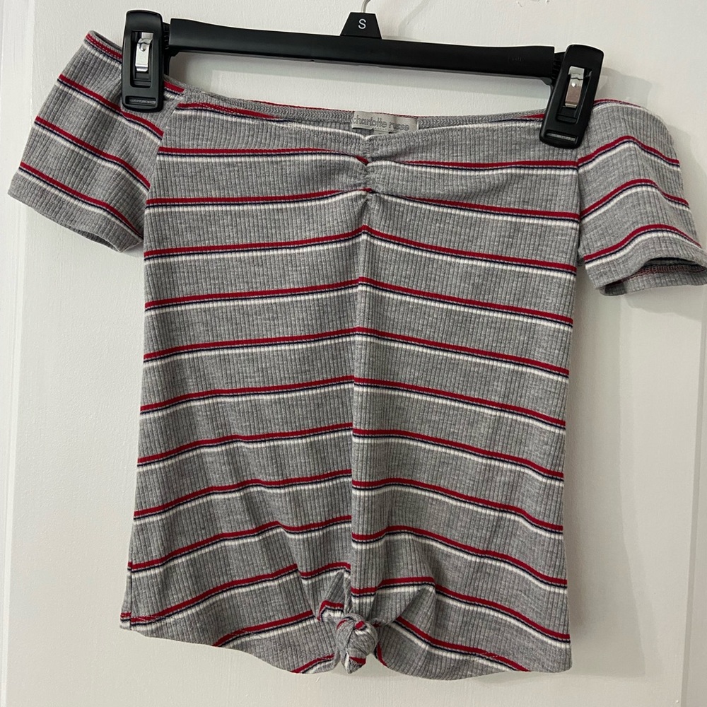 women’s crop top // size S